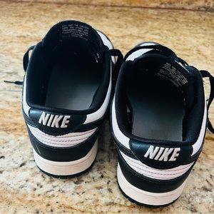 Nike Low Dunk Panda Used
